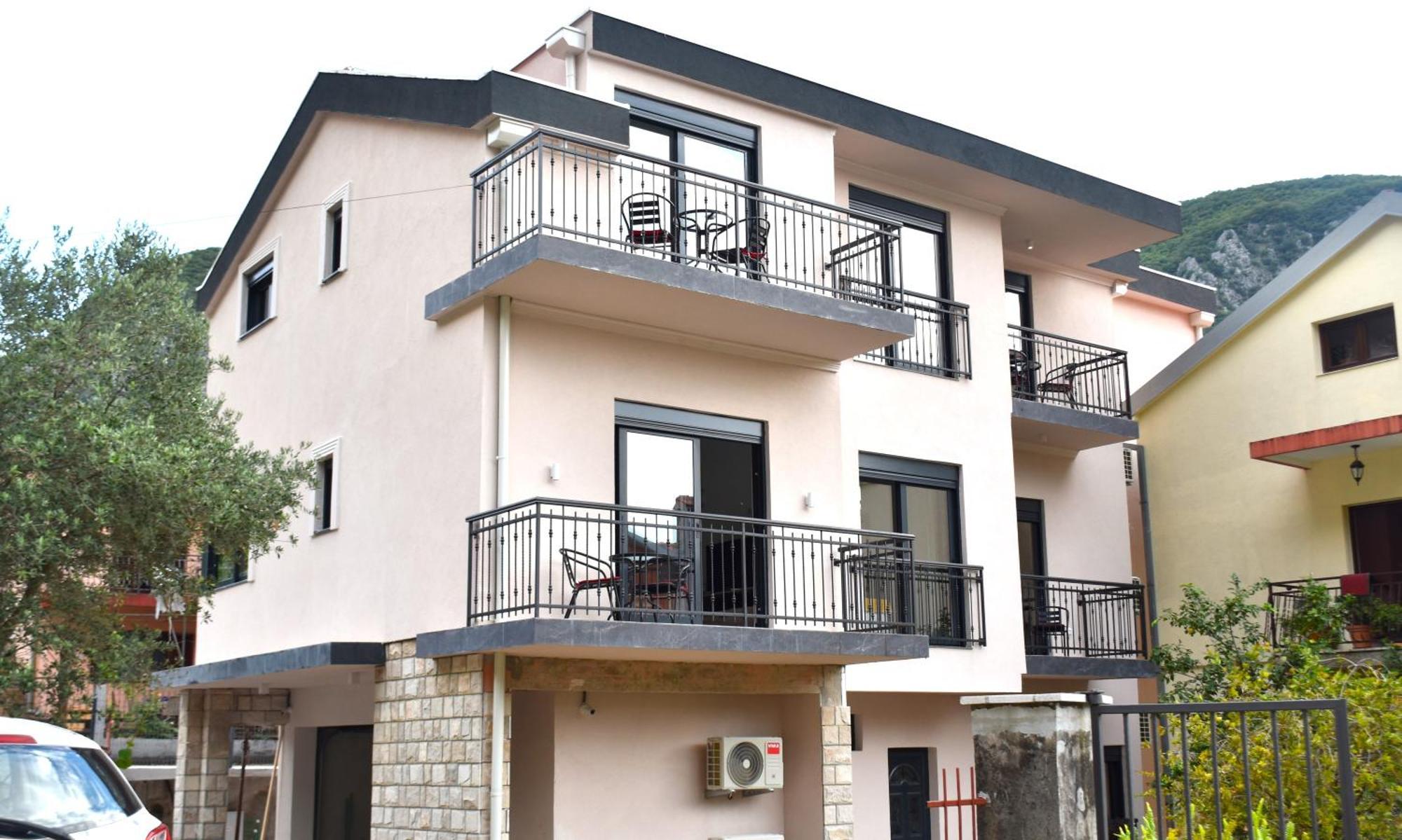 Harmony Garden Apartments Котор Екстер'єр фото
