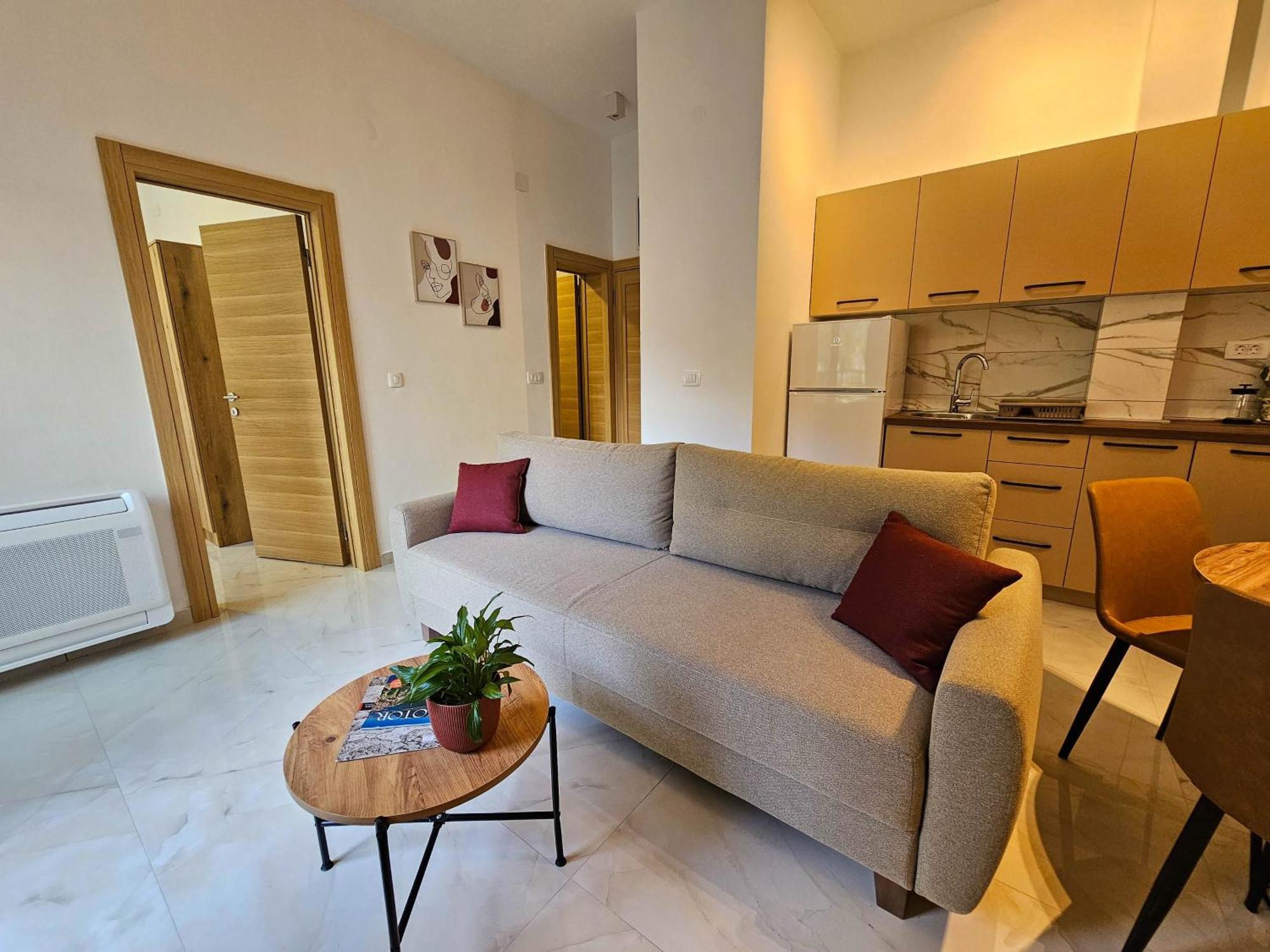 Harmony Garden Apartments Котор Екстер'єр фото