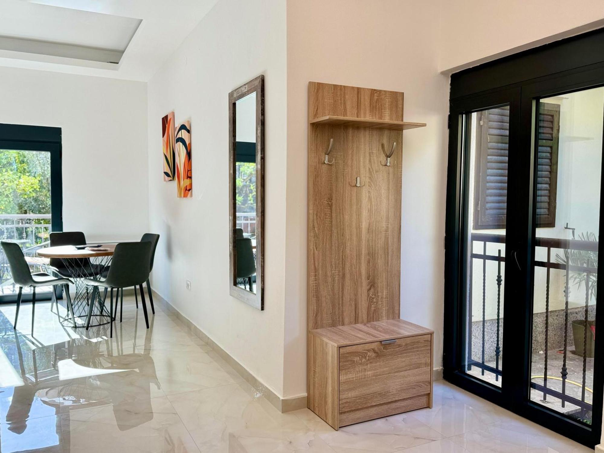 Harmony Garden Apartments Котор Екстер'єр фото